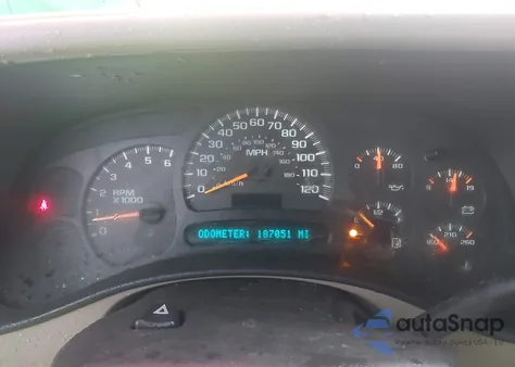 2005 Chevrolet Silverado 1500 Ls из США, поврежденный, VIN 2GCEK13T351290354